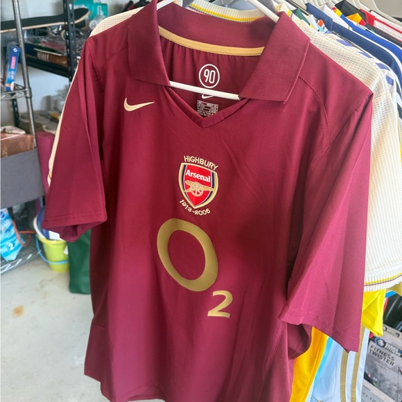 Retro and 2025 Jerseys!! - Picture 11 of 16